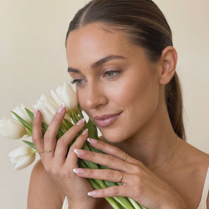 Old Money - Short Almond